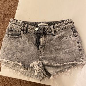 black pacsun shorts